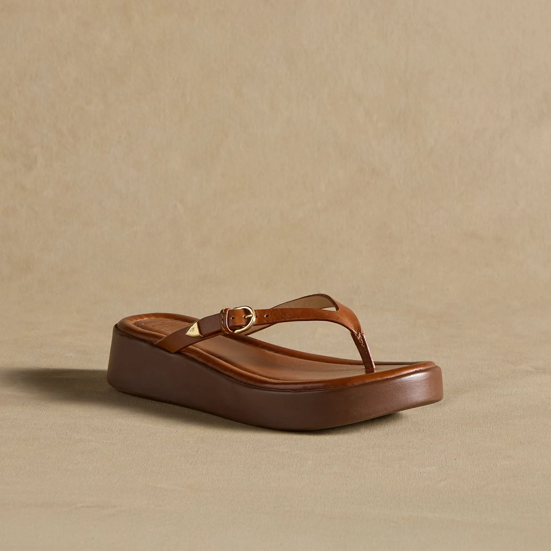 Buckle Maya Sandal Thong