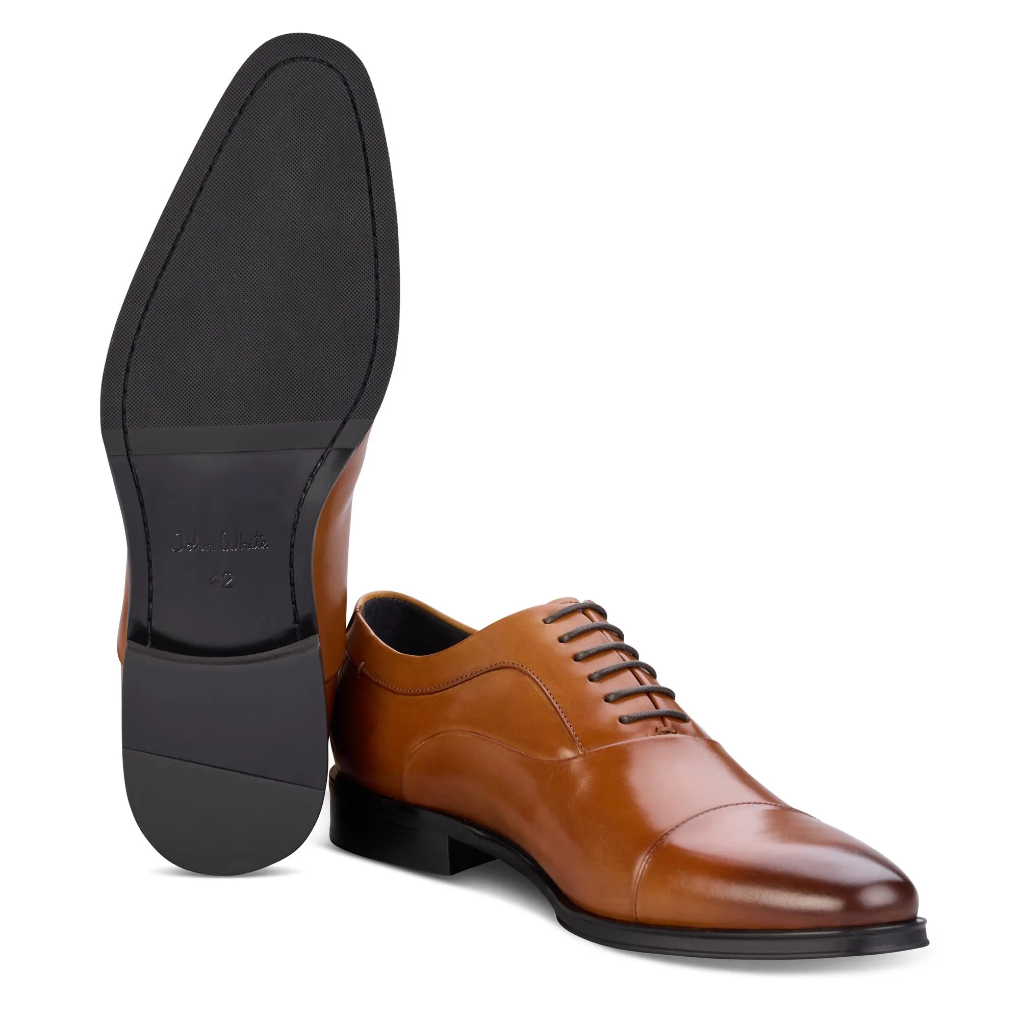 Guildhall Tan Capped Oxfords