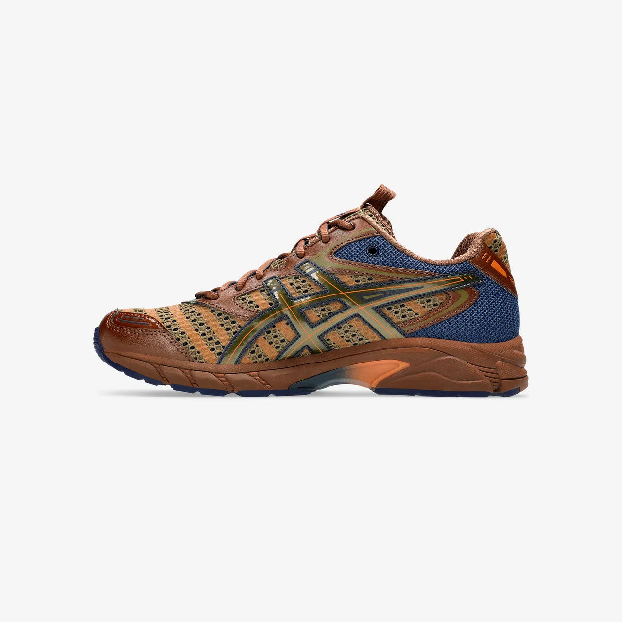 UB9-S Gel-DS Trainer 14